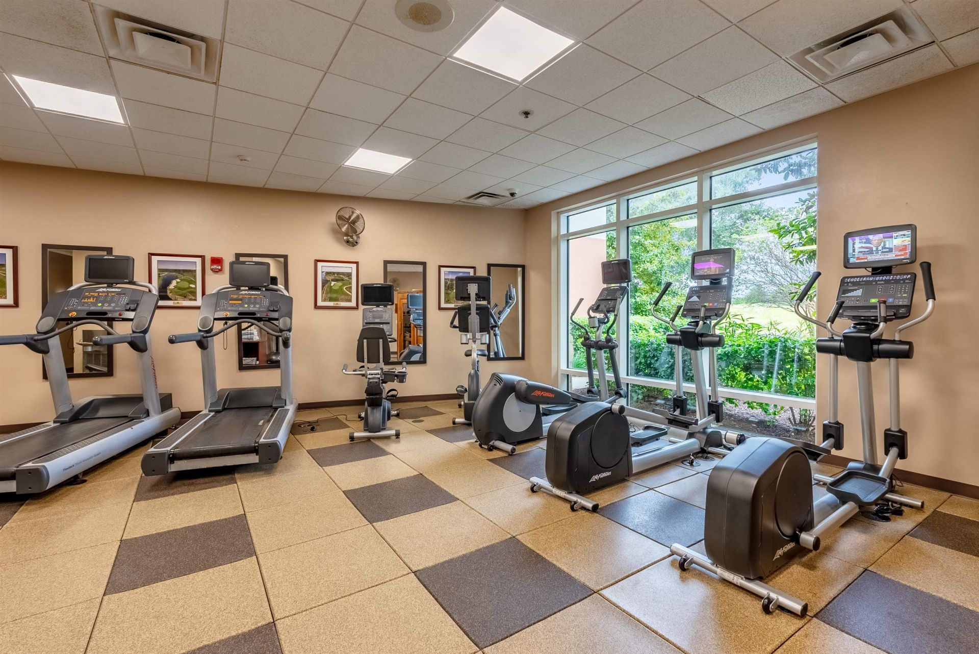 8121 Amalfi Pl.  Photo 39