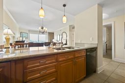 8121 Amalfi Pl.  photo 4