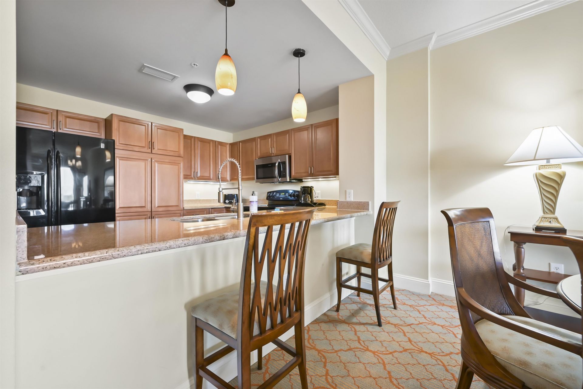 8121 Amalfi Pl.  Photo 7