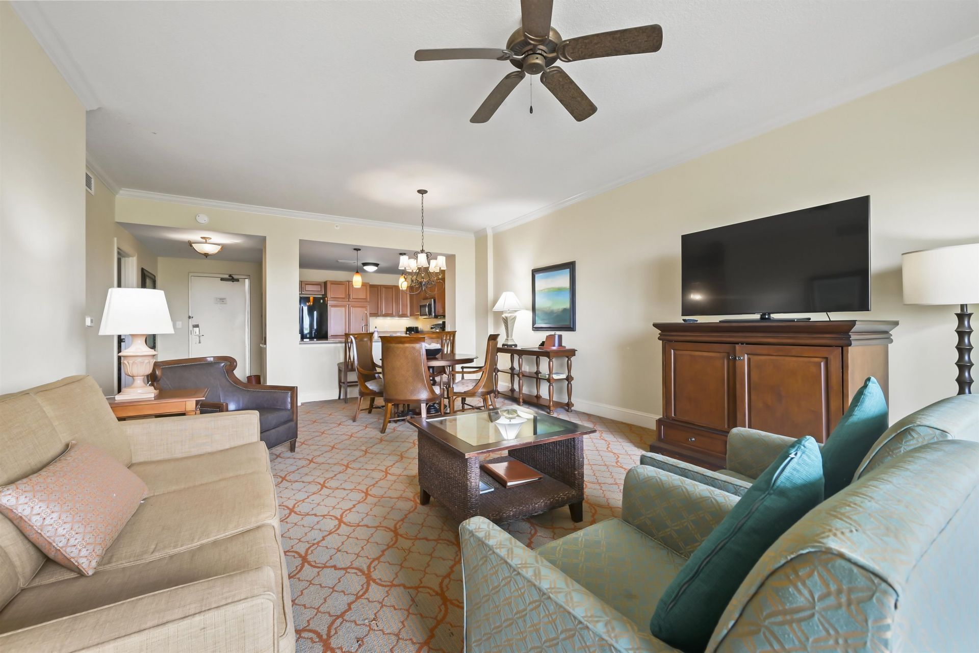 8121 Amalfi Pl.  Photo 9