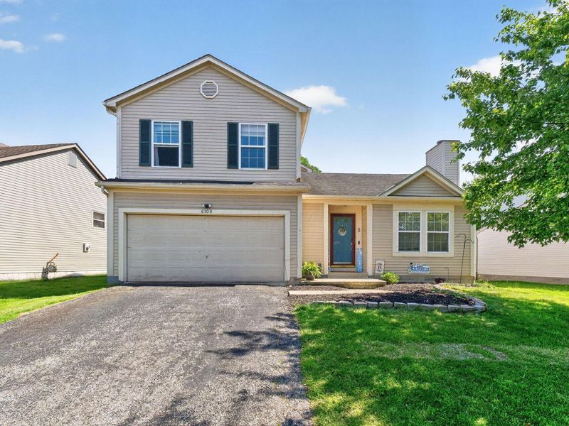 6109 Woodsboro Drive, Columbus, OH 43228 Photo 2