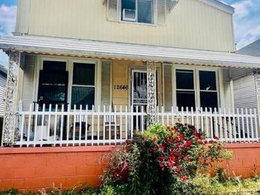 12646 McDougall Street, Detroit, MI 48212