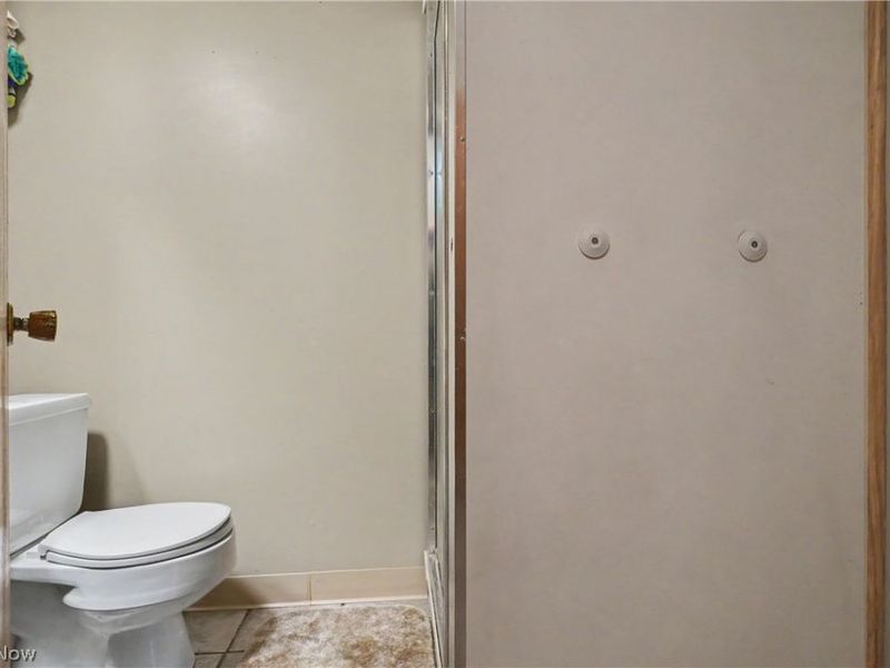 4250 Herr Fieldhouse Road, Southington, OH 44470 Photo 19