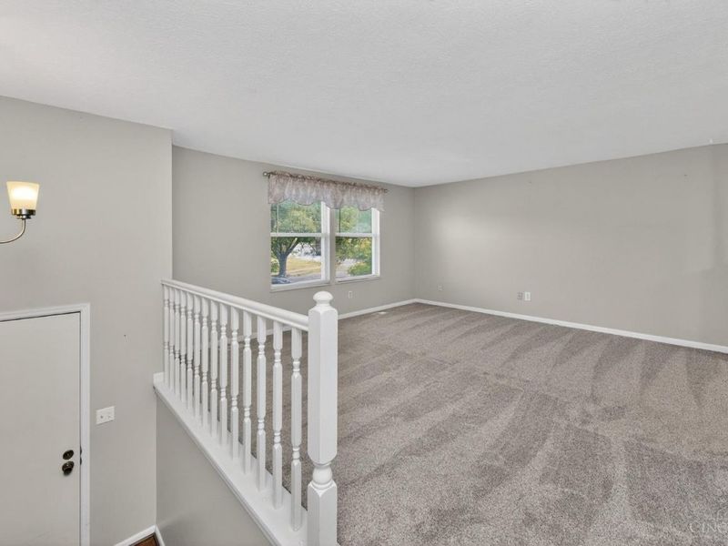 5007 Clarevalley Drive, Delhi Twp, OH 45238 Photo 3