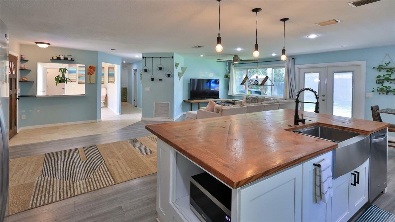 2766 Date Palm Drive , Edgewater, FL 32141 Photo