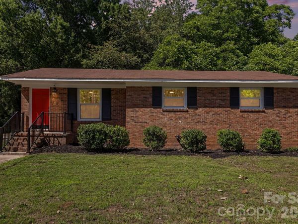 28 Maiden Lane, York, SC 29745