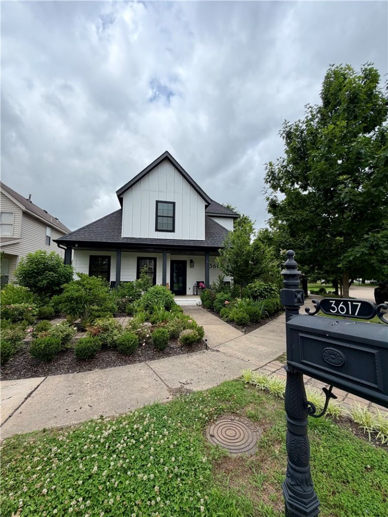 3617 N Tower Circle, Fayetteville, AR 72704 Main Photo