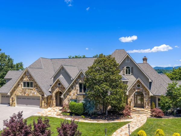 2205 Battle Hill Road, Pigeon Forge, TN 37863