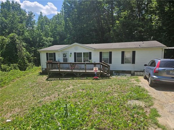 7014 Cain Forest Court, Walkertown, NC 27051