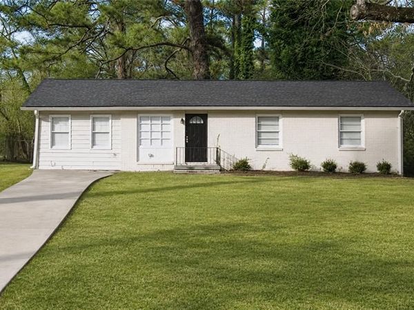 4390 Mercer Road , Decatur, GA 30035