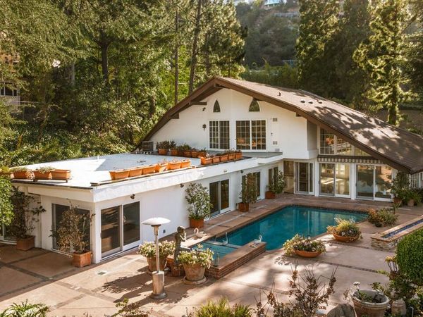 1727 Stone Canyon Road, Los Angeles, CA 90077