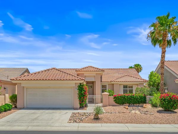 37232 Pineknoll Avenue, Palm Desert, CA 92211