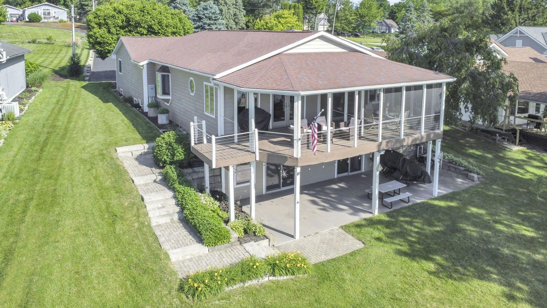 1101 Chickasaw Drive, London, OH 43140 Main Photo
