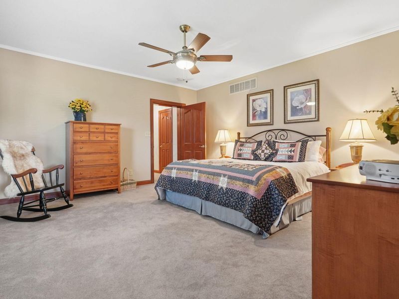 1101 Chickasaw Drive, London, OH 43140 Photo 11