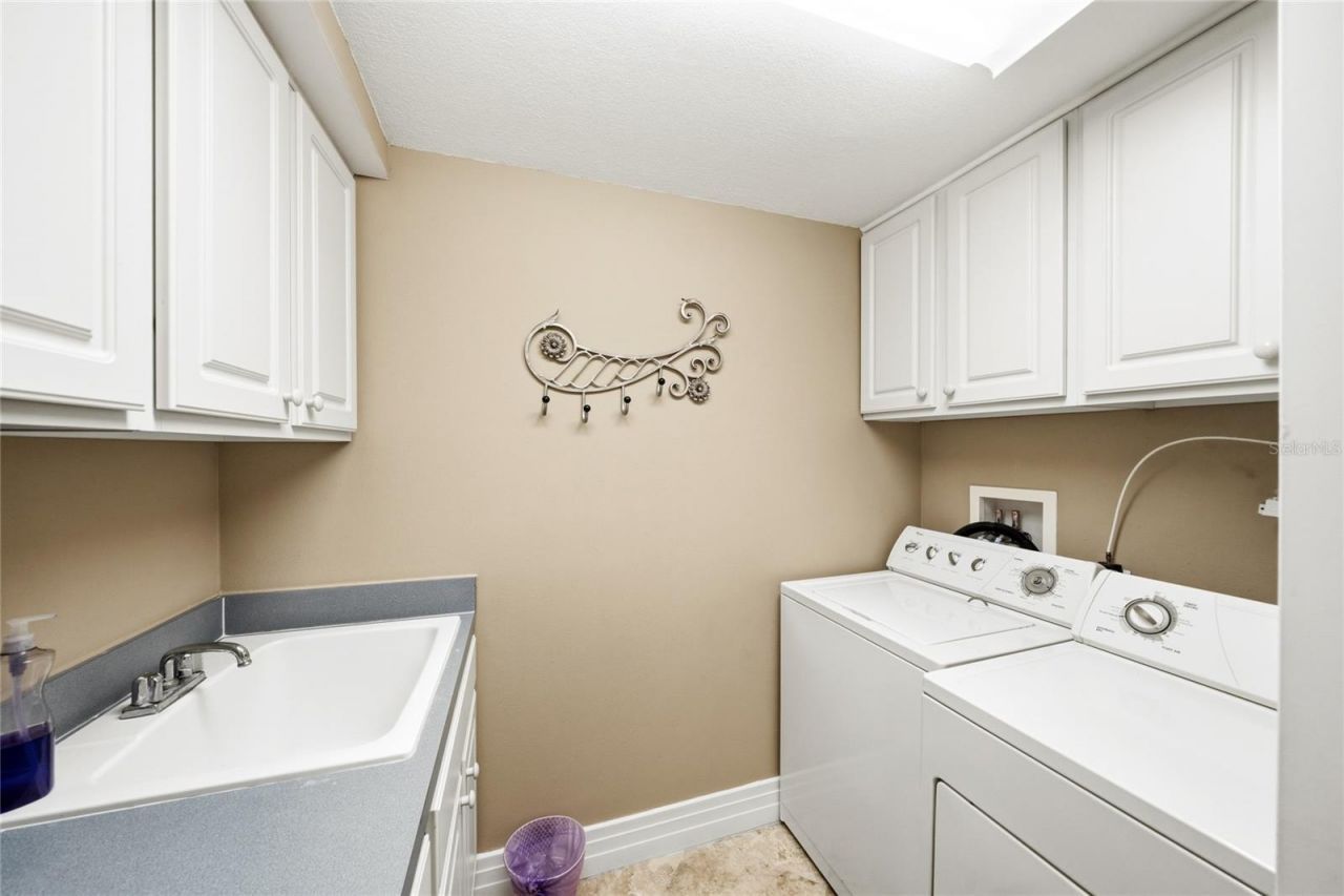 1350 Gulf Boulevard, Unit 901, Clearwater Beach, FL 33767 Photo