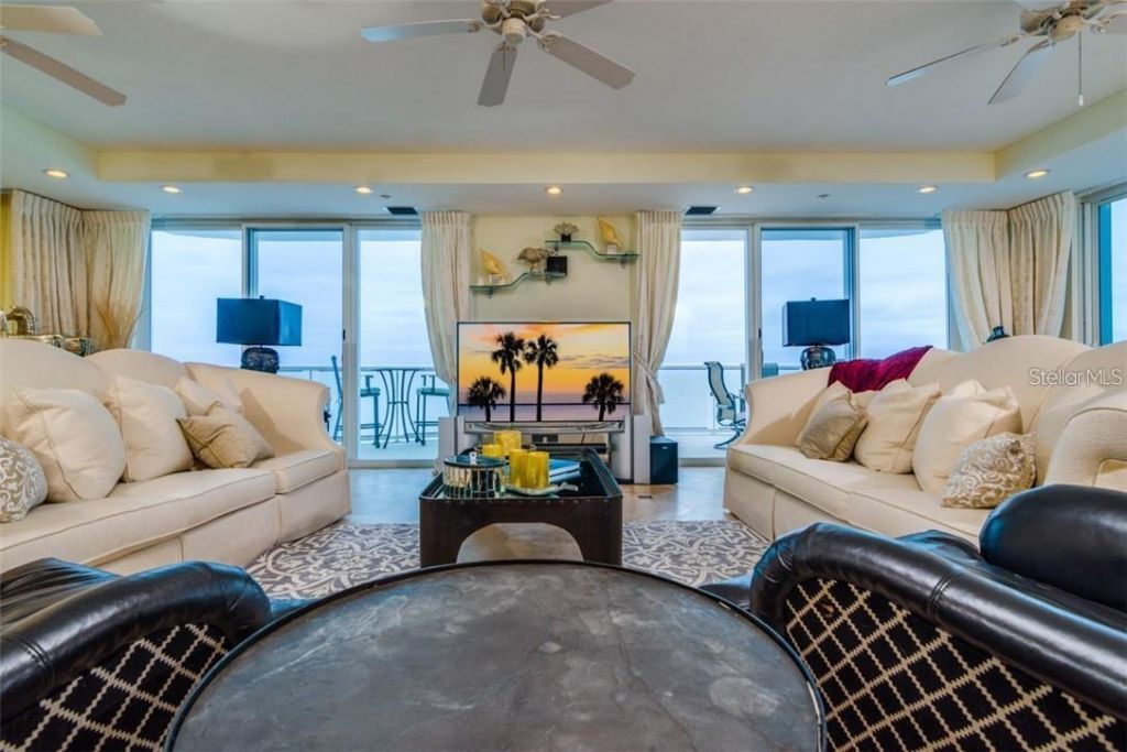 1350 Gulf Boulevard, Unit 901, Clearwater Beach, FL 33767 Photo