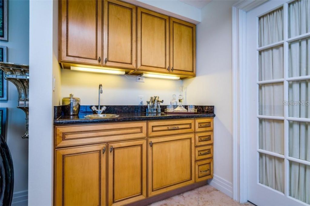 1350 Gulf Boulevard, Unit 901, Clearwater Beach, FL 33767 Photo