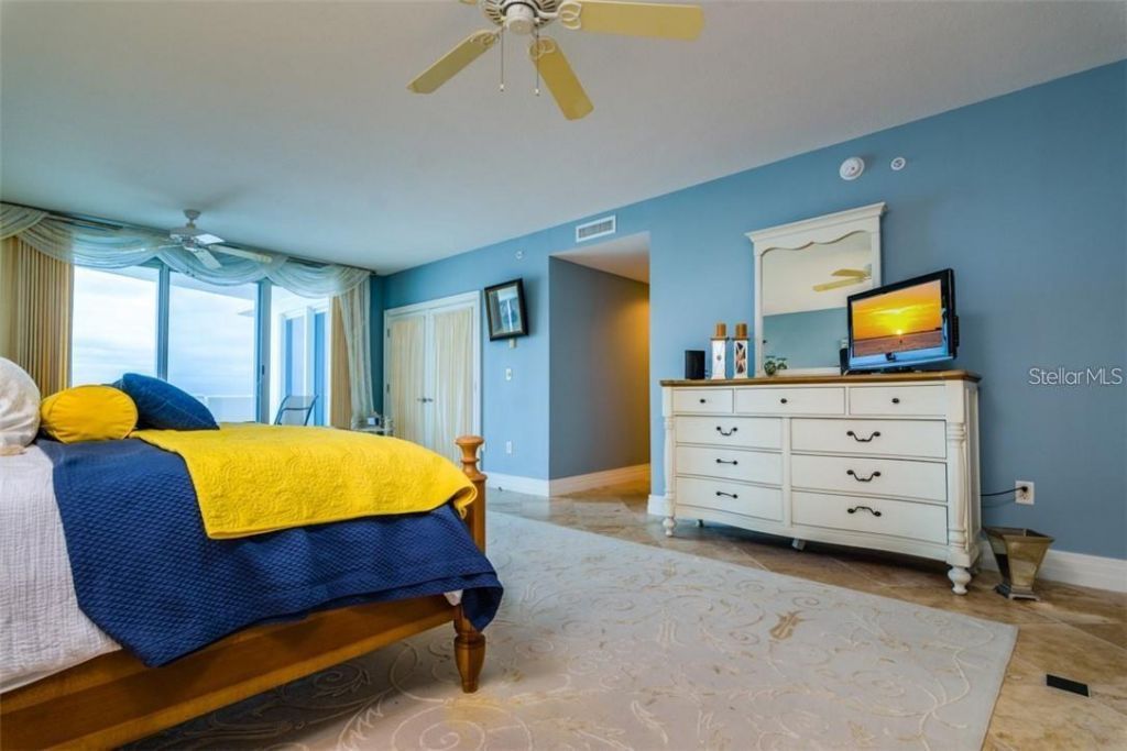 1350 Gulf Boulevard, Unit 901, Clearwater Beach, FL 33767 Photo