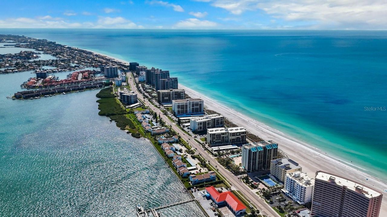 1350 Gulf Boulevard, Unit 901, Clearwater Beach, FL 33767 Photo
