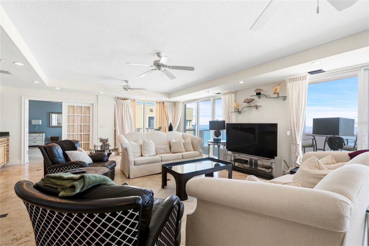 1350 Gulf Boulevard, Unit 901, Clearwater Beach, FL 33767 Photo
