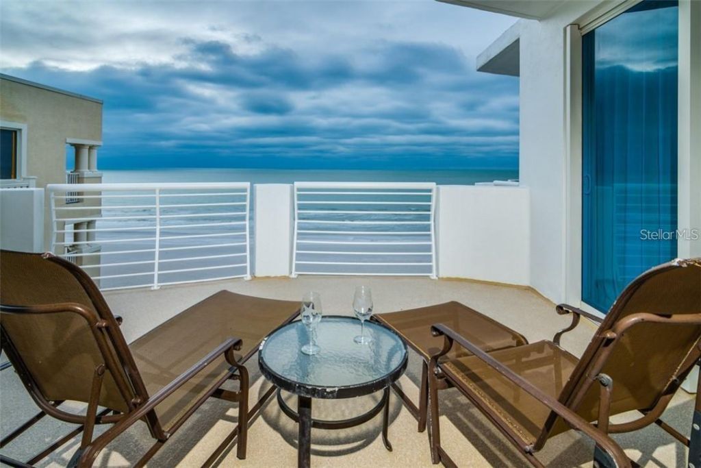 1350 Gulf Boulevard, Unit 901, Clearwater Beach, FL 33767 Photo