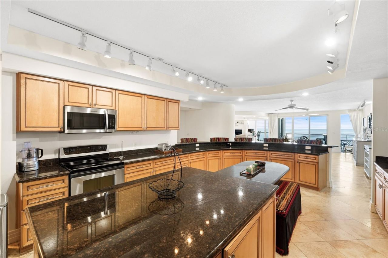 1350 Gulf Boulevard, Unit 901, Clearwater Beach, FL 33767 Photo