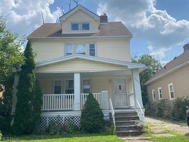 3245 E 139th Street , Cleveland Heights, OH 44120