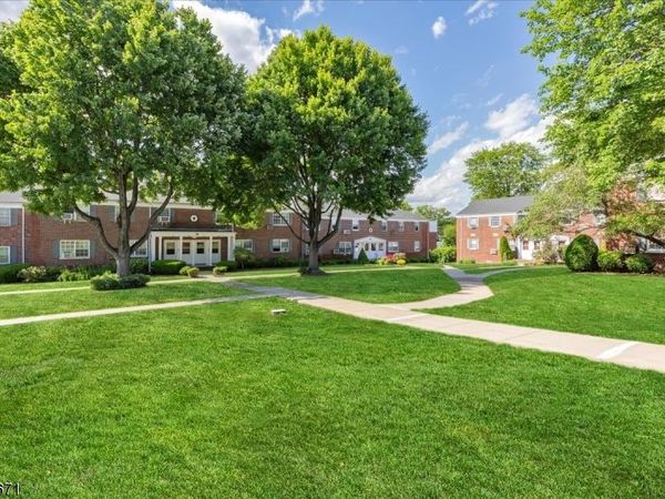 11 W Roselle Ave, Unit B, Roselle Park, NJ 07204