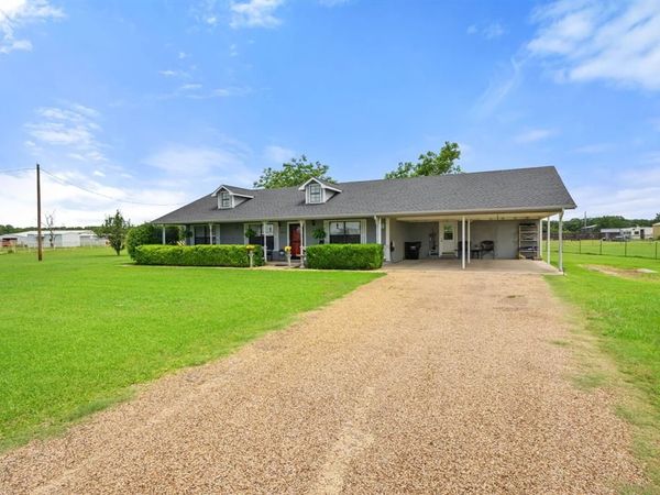 9885 Silver Creek Drive , Scurry, TX 75158