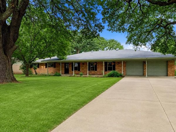 17535 Country Club Drive , Kemp, TX 75143