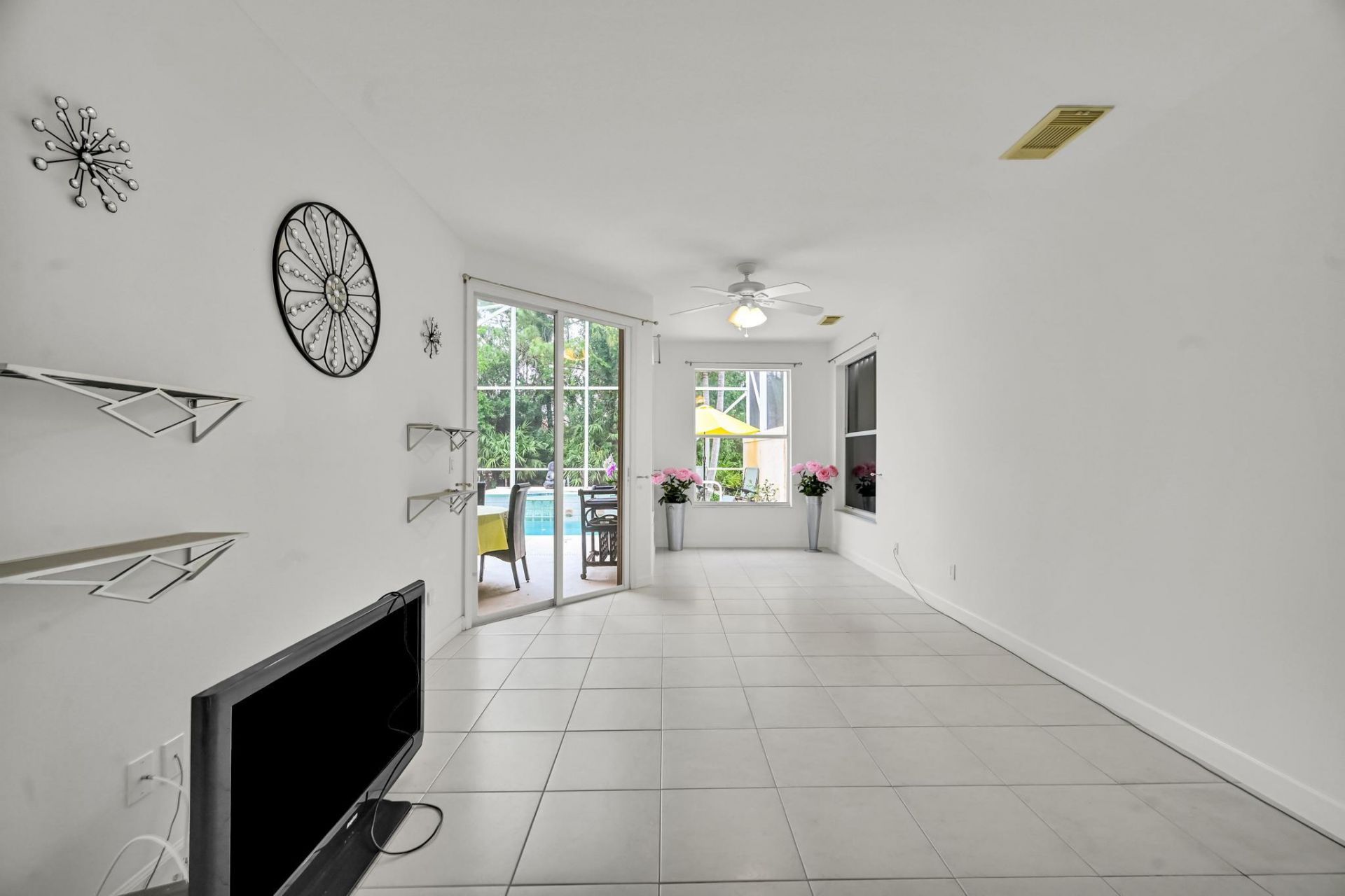 657 SW Munjack Cove, Port Saint Lucie, FL 34986 Photo