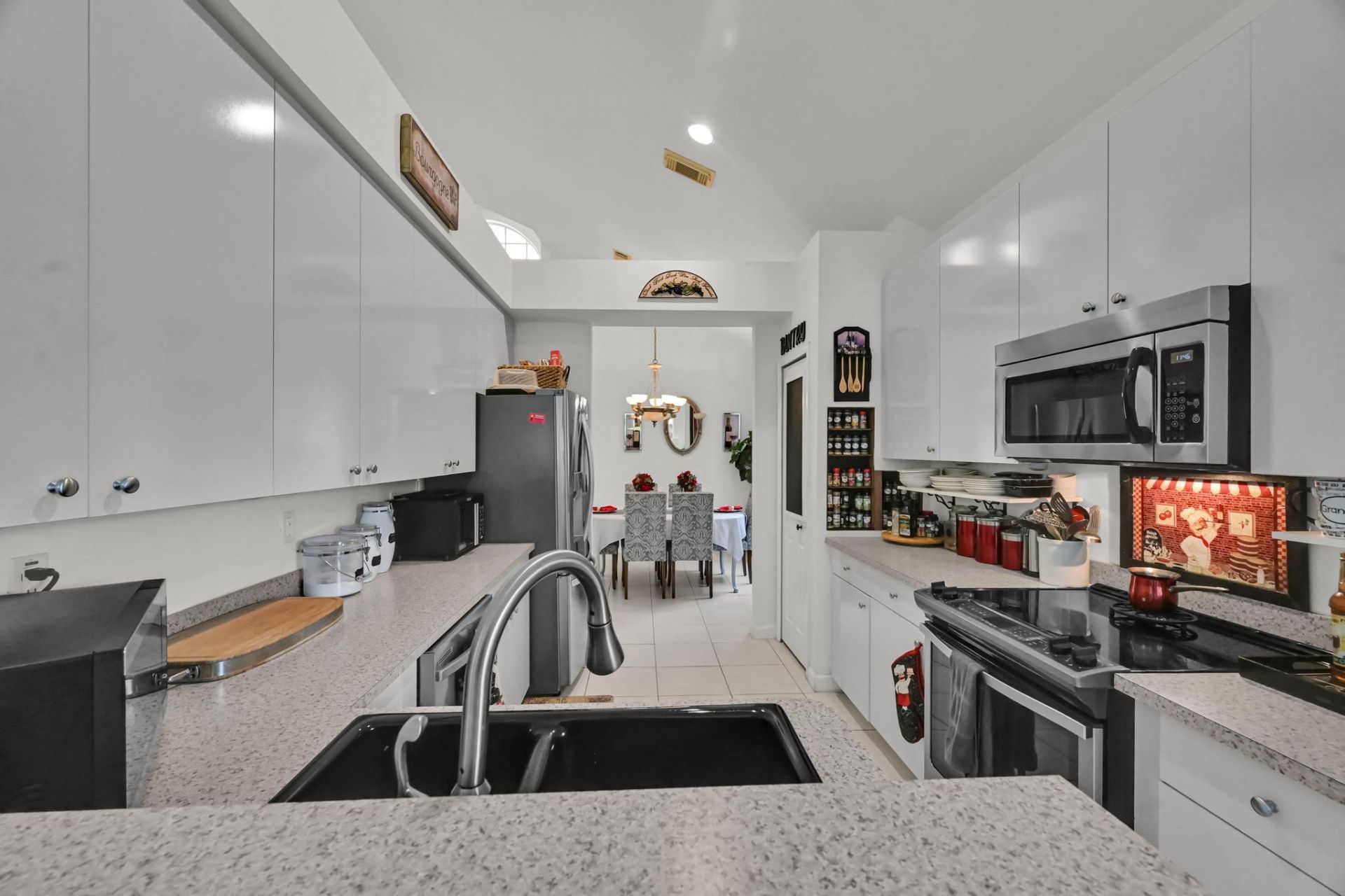 657 SW Munjack Cove, Port Saint Lucie, FL 34986 Photo