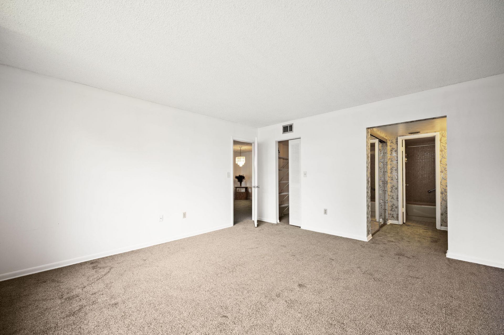900 Colony Point Circle, Unit 121, Pembroke Pines, FL 33026 Photo
