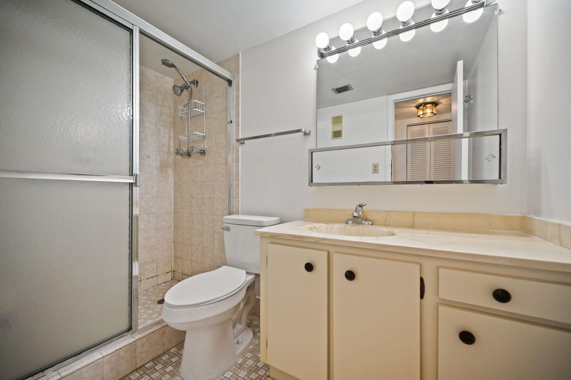 900 Colony Point Circle, Unit 121, Pembroke Pines, FL 33026 Photo