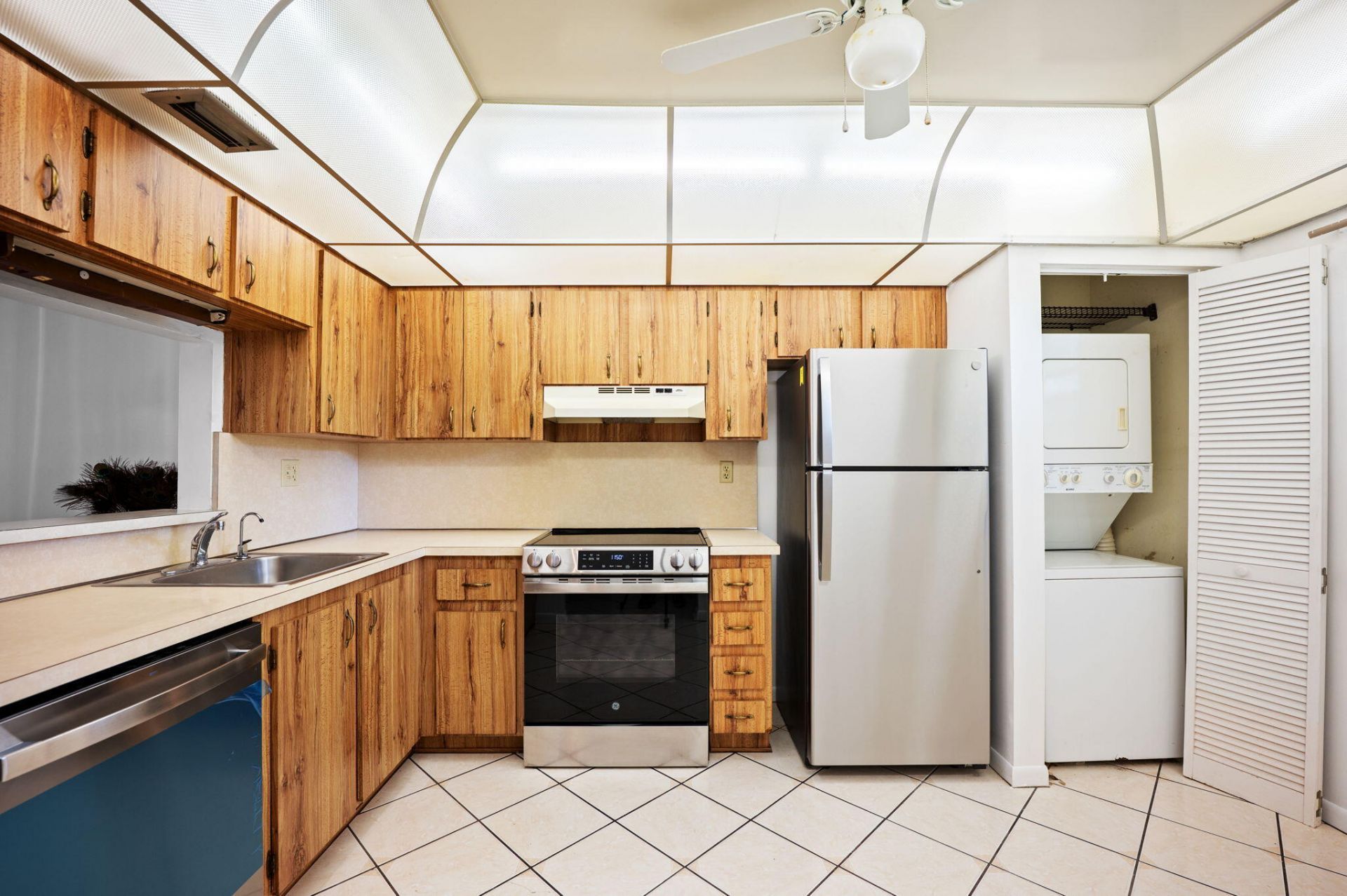 900 Colony Point Circle, Unit 121, Pembroke Pines, FL 33026 Photo