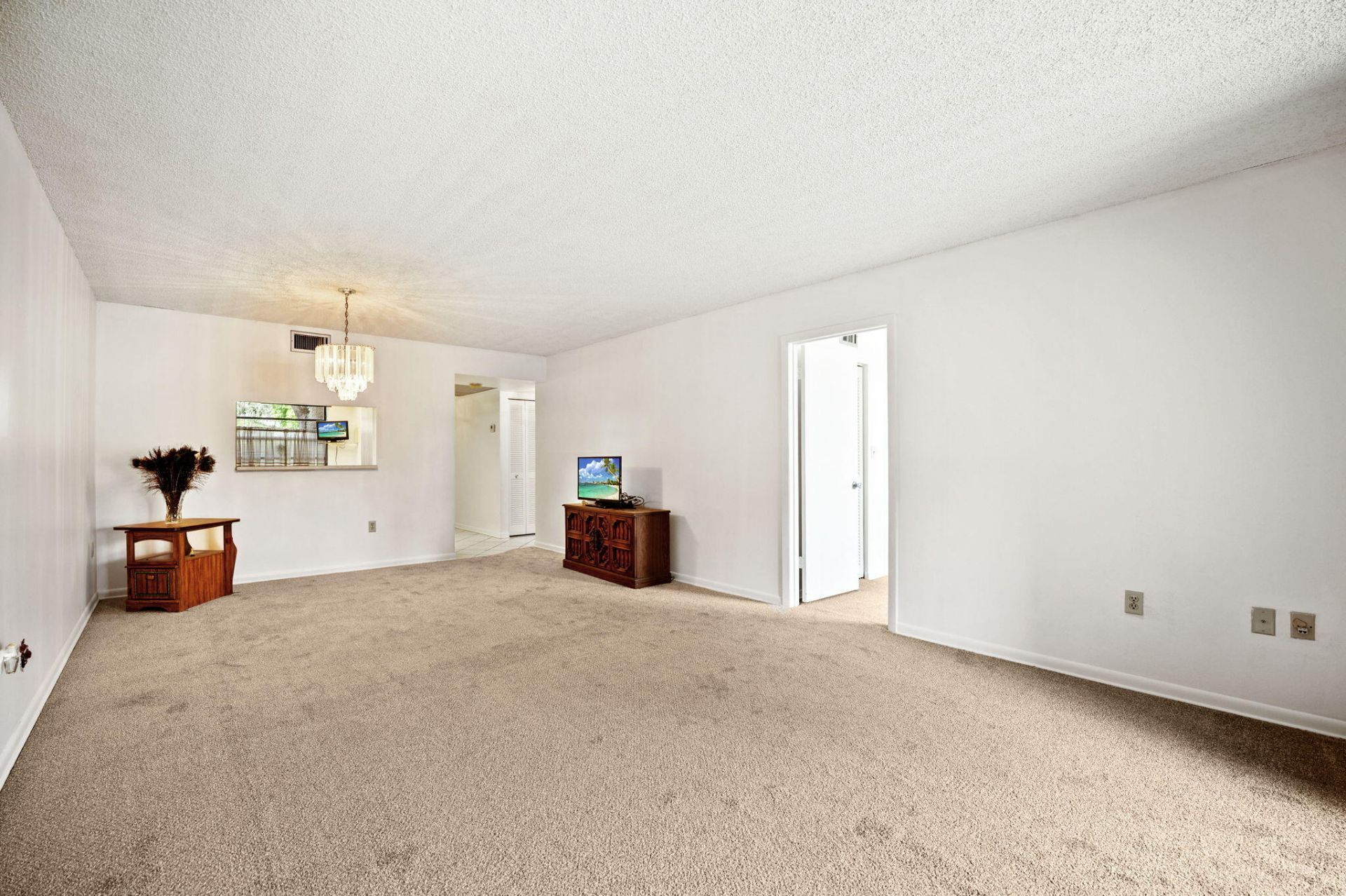900 Colony Point Circle, Unit 121, Pembroke Pines, FL 33026 Photo