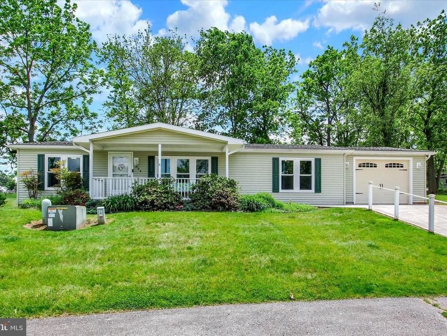 324 Crystal Creek Crossing , Abbottstown, PA 17301 Main Photo