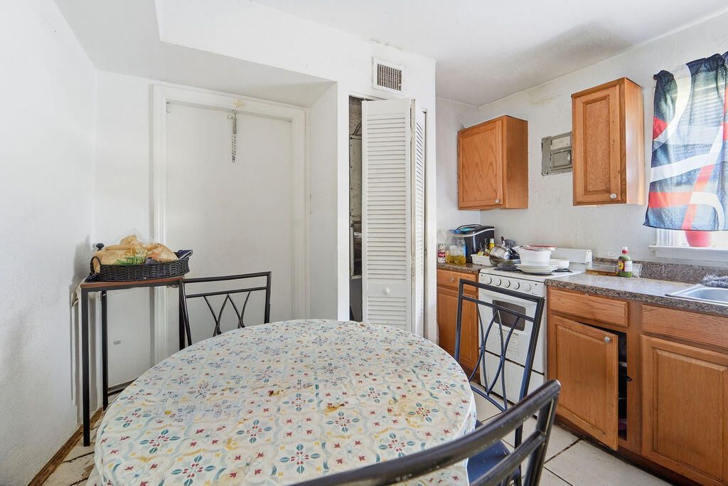 1021 14th Street, West Palm Beach, FL 33401 Photo