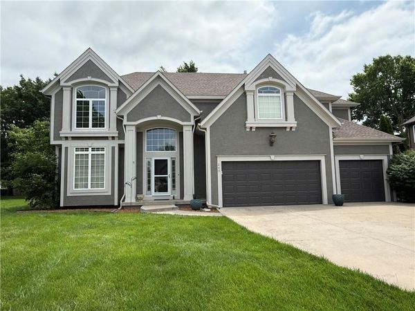 249 NE Misty Meadow Drive, Lee's Summit, MO 64064