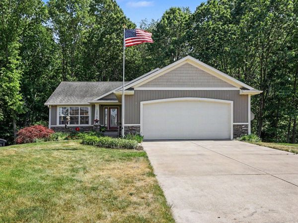 12679 Goldenrod Court, Wayland, MI 49348