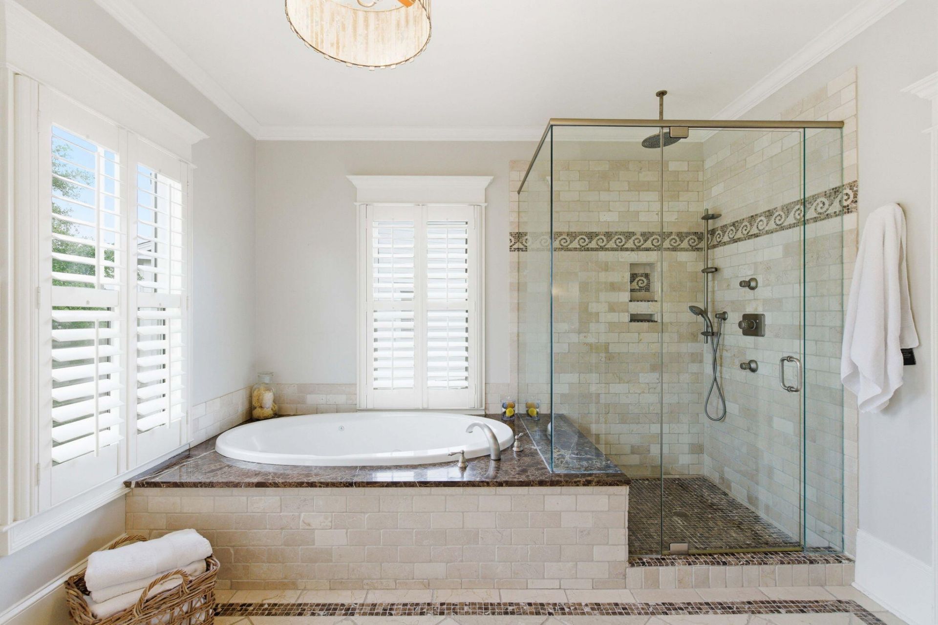 403 Evian Way Photo 45