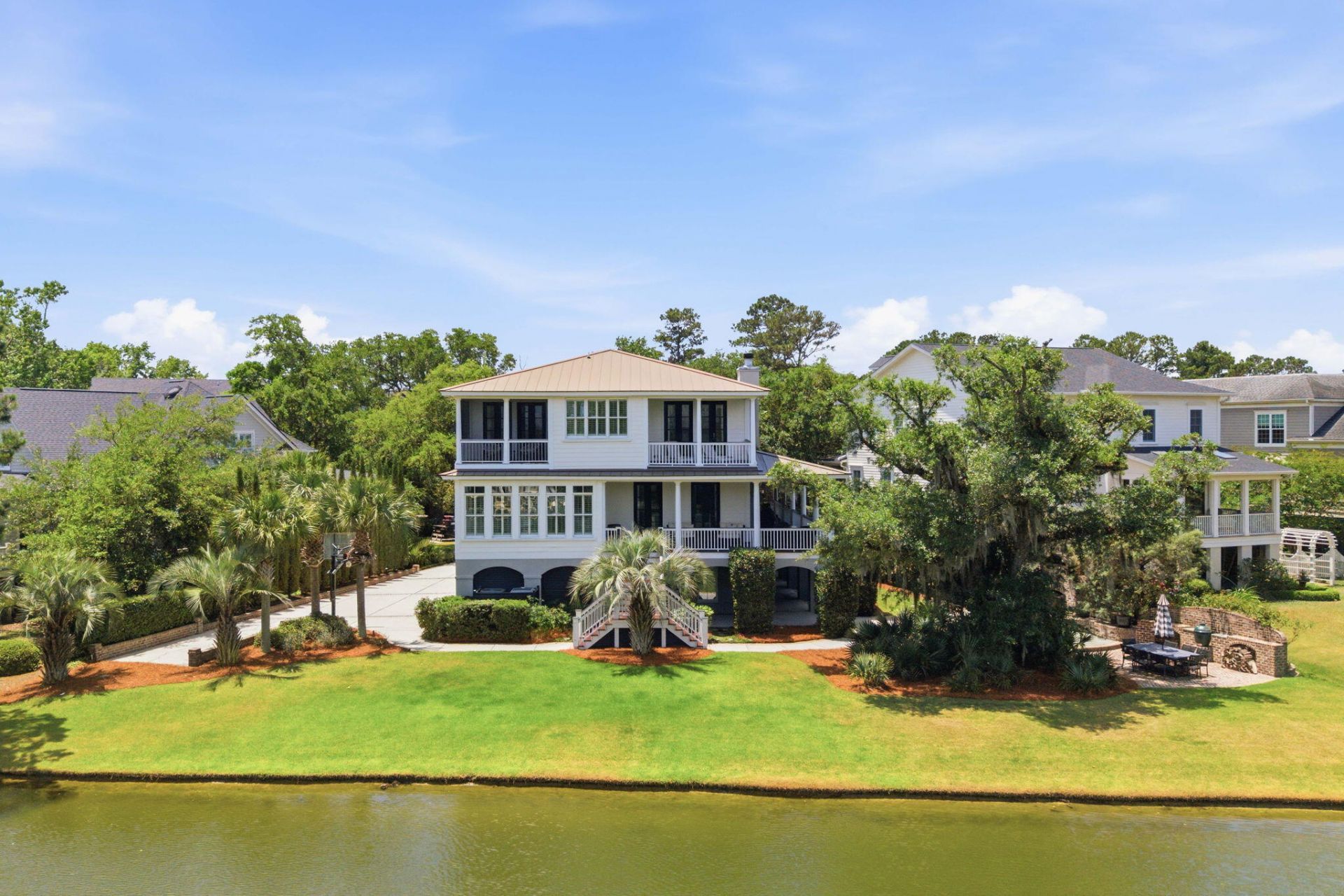 403 Evian Way Photo 89