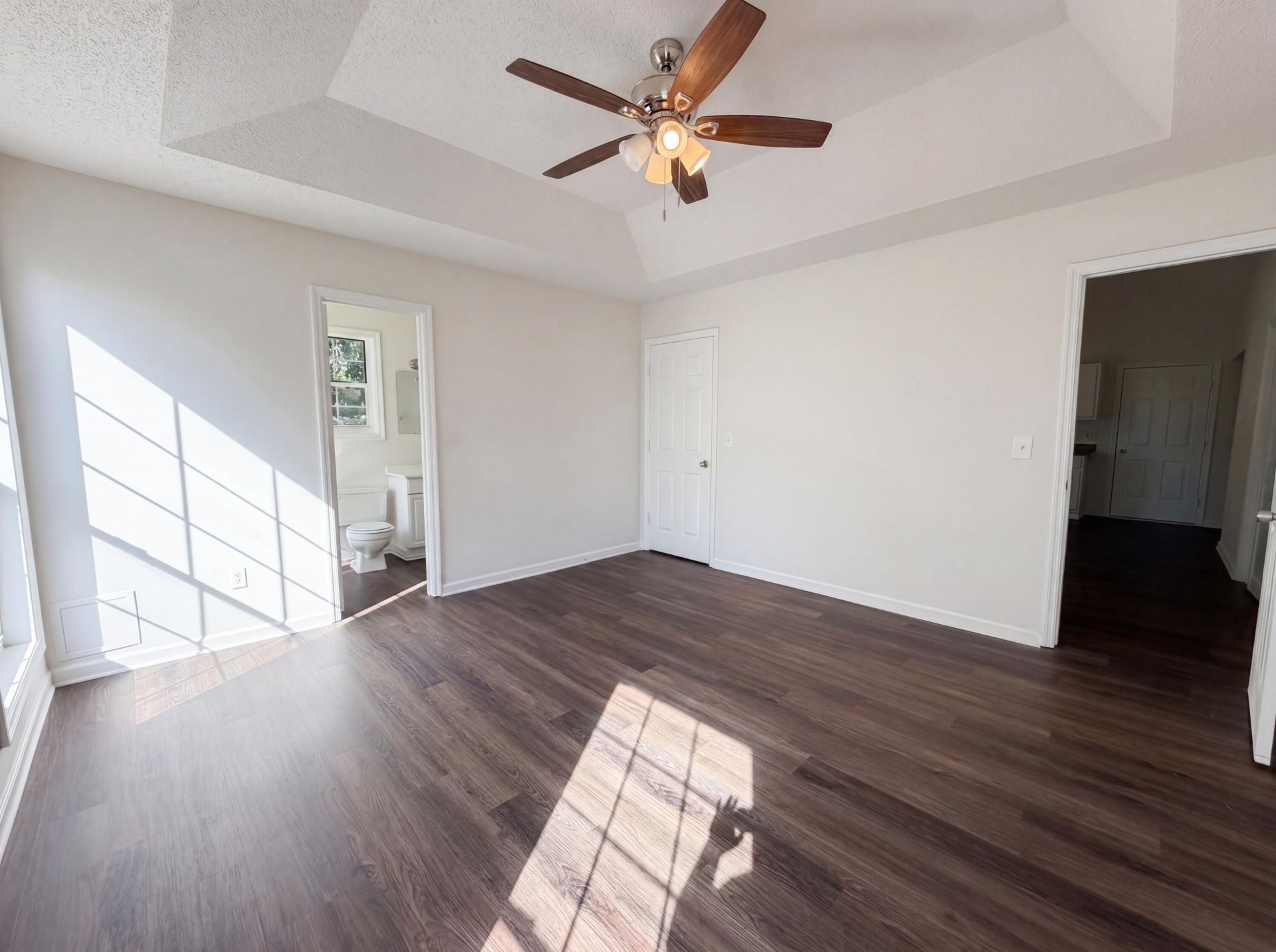 2028 Larson Lane Photo 15