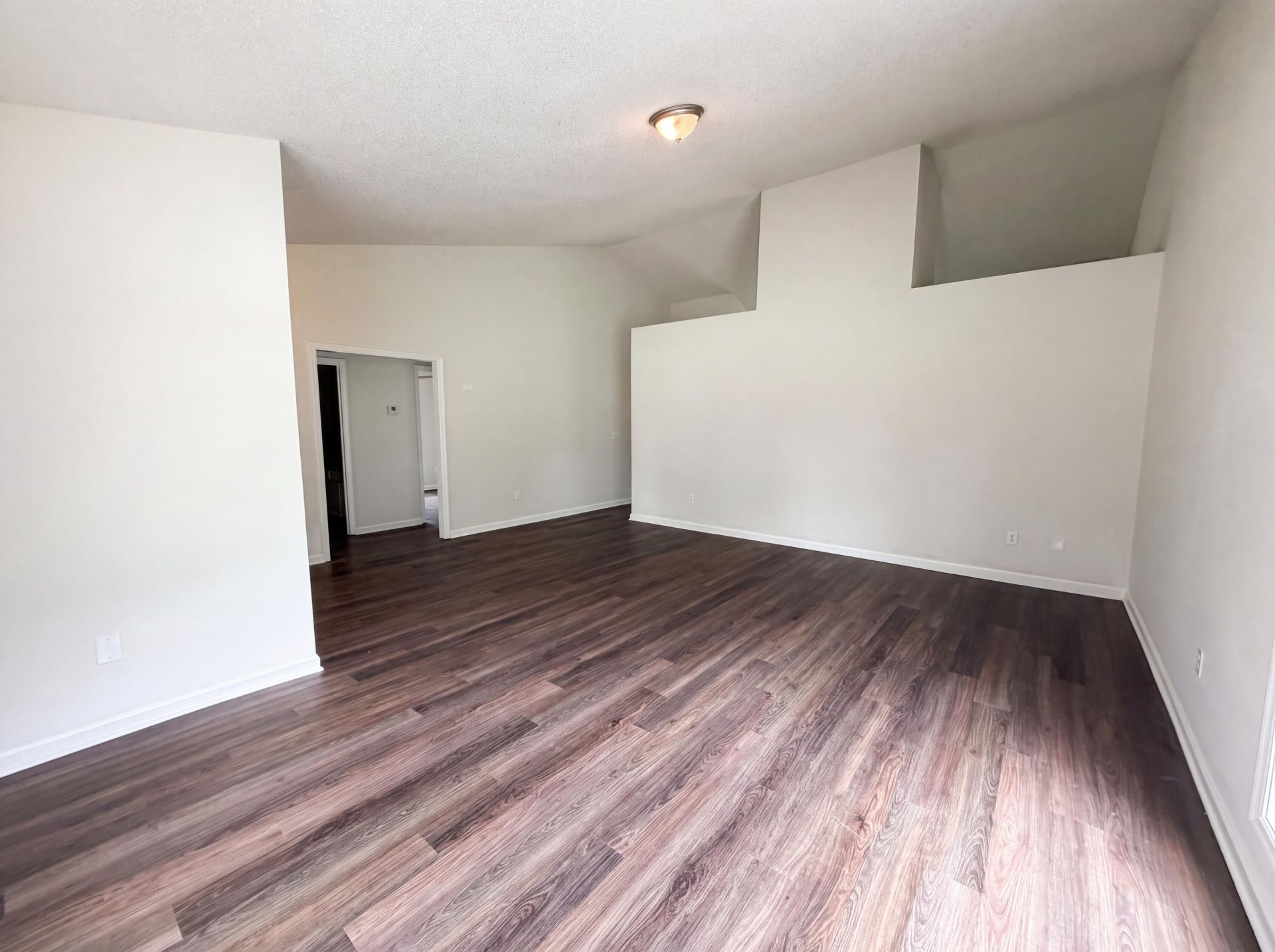 2028 Larson Lane Photo 27