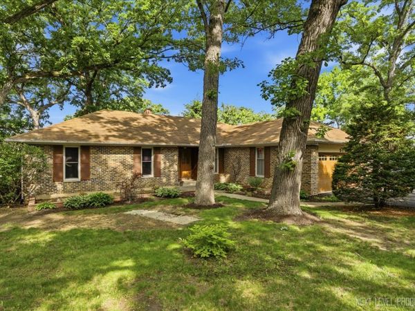 5148 Lincoln Avenue , Lisle, IL 60532