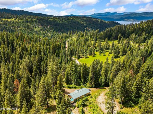 4304 S Elk Rd , Harrison, ID 83833