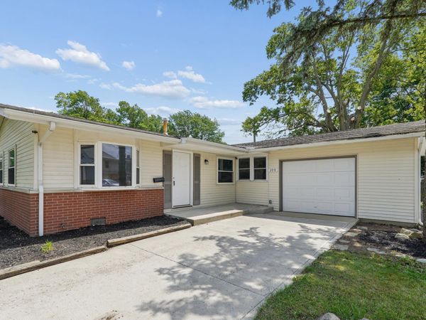 100 Canterbury Drive , London, OH 43140