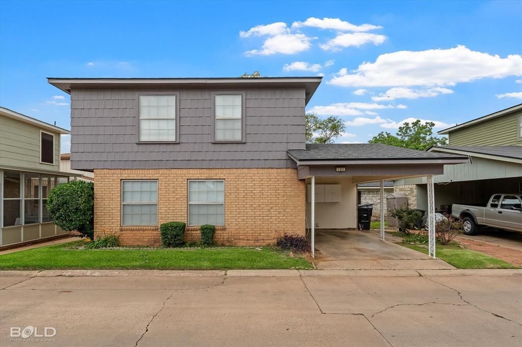 121 Carriage Square Drive, Bossier City, LA 71112 Main Photo