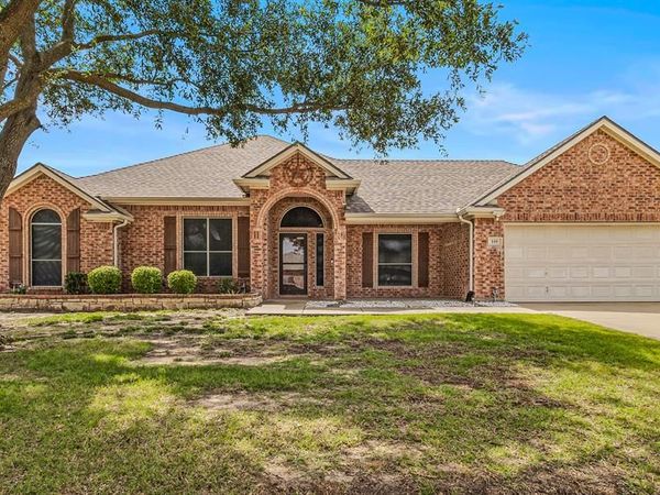 110 Chinaberry Trail , Forney, TX 75126