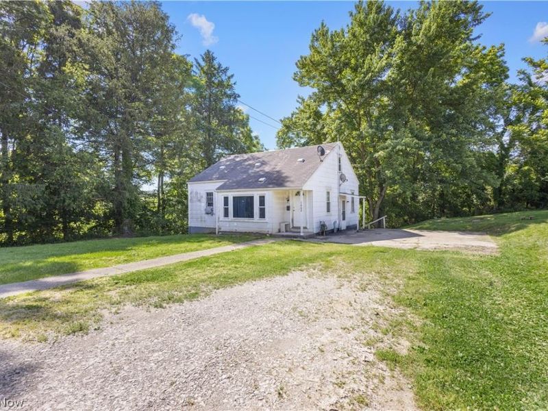 1402 E Wheeling Avenue, Cambridge, OH 43725 Photo 23